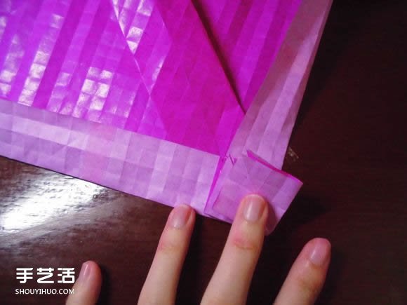 蝶戀花愛心折紙圖解 創(chuàng)意愛心的折法步驟圖 -  itrip.net.cn