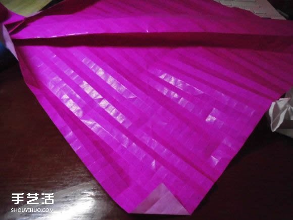 蝶戀花愛心折紙圖解 創(chuàng)意愛心的折法步驟圖 -  itrip.net.cn