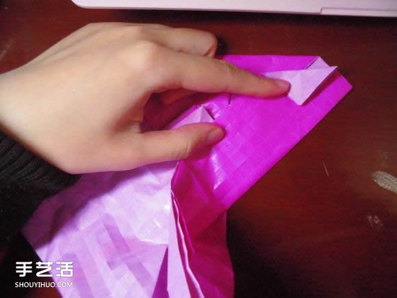 蝶戀花愛心折紙圖解 創(chuàng)意愛心的折法步驟圖 -  itrip.net.cn