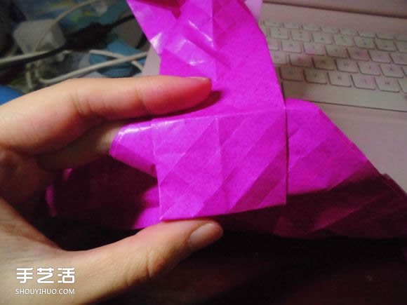 蝶戀花愛心折紙圖解 創(chuàng)意愛心的折法步驟圖 -  itrip.net.cn