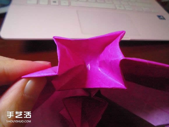 蝶戀花愛心折紙圖解 創(chuàng)意愛心的折法步驟圖 -  itrip.net.cn