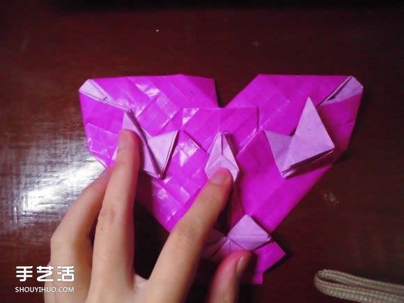 蝶戀花愛心折紙圖解 創(chuàng)意愛心的折法步驟圖 -  itrip.net.cn