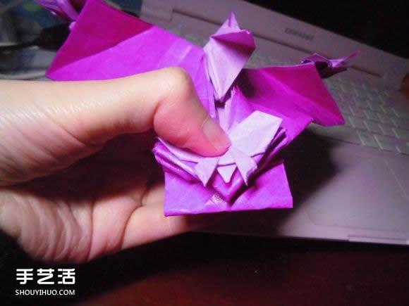 蝶戀花愛心折紙圖解 創(chuàng)意愛心的折法步驟圖 -  itrip.net.cn