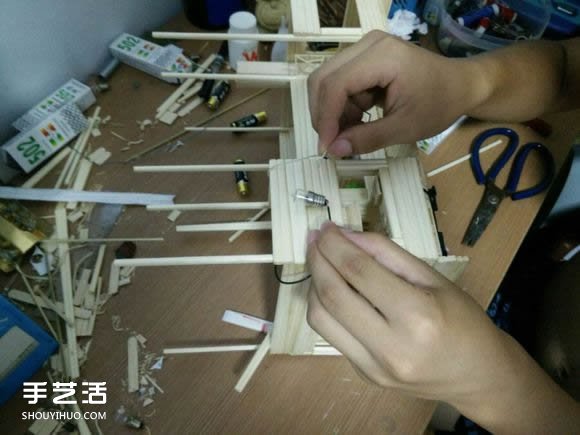 一次性筷子手工制作逼真別墅模型 步驟超全！ -  itrip.net.cn