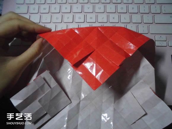 接吻魚愛心折紙圖解 超復(fù)雜桃心的折法過程 -  itrip.net.cn