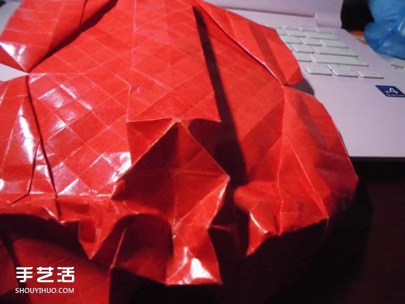 接吻魚愛心折紙圖解 超復(fù)雜桃心的折法過程 -  itrip.net.cn