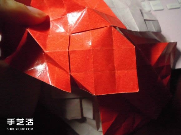 接吻魚愛心折紙圖解 超復(fù)雜桃心的折法過程 -  itrip.net.cn