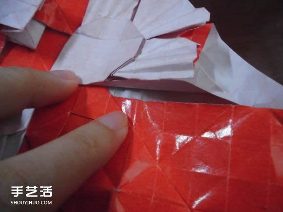 接吻魚愛心折紙圖解 超復(fù)雜桃心的折法過程 -  itrip.net.cn