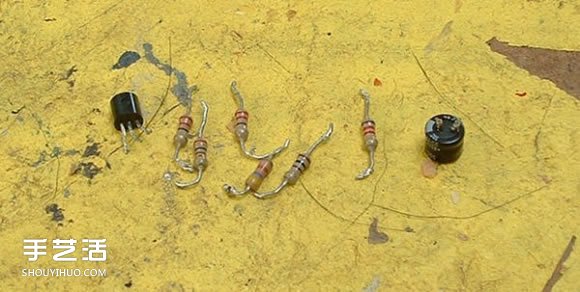 電路板電子元件變廢為寶 DIY手工制作小蜘蛛 -  itrip.net.cn