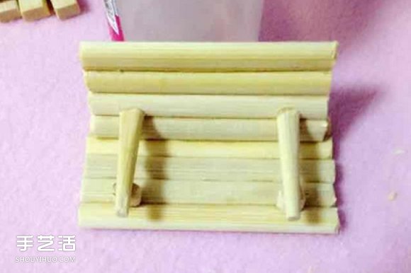 一次性筷子手工制作帶扶手椅子的方法圖解 -  itrip.net.cn