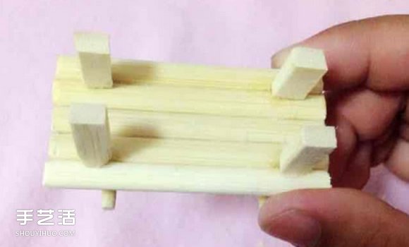 一次性筷子手工制作帶扶手椅子的方法圖解 -  itrip.net.cn