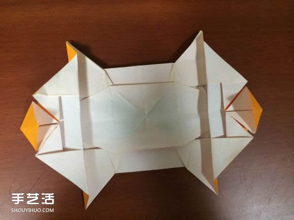 怎么折跑車的教程 手工跑車折紙方法圖解 -  itrip.net.cn