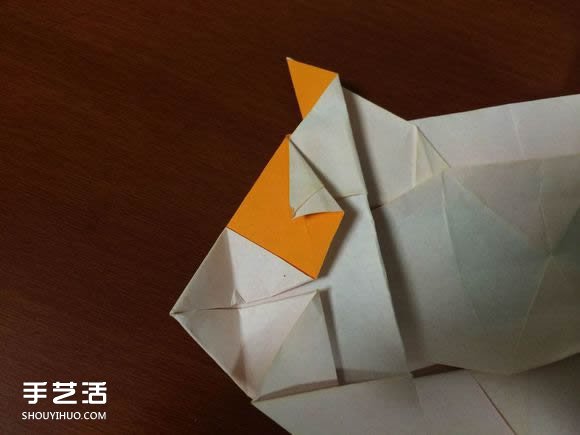 怎么折跑車的教程 手工跑車折紙方法圖解 -  itrip.net.cn