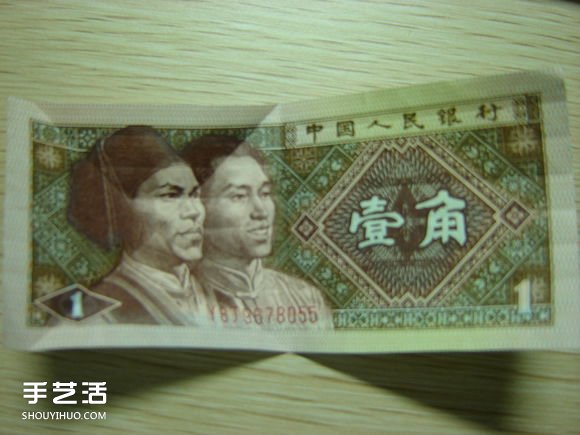 紙幣折紙照相機(jī)圖解 美金折相機(jī)的折法詳解 -  itrip.net.cn