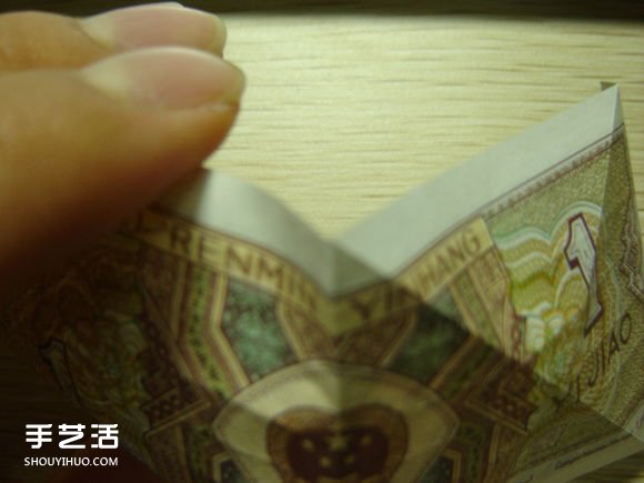 紙幣折紙照相機(jī)圖解 美金折相機(jī)的折法詳解 -  itrip.net.cn