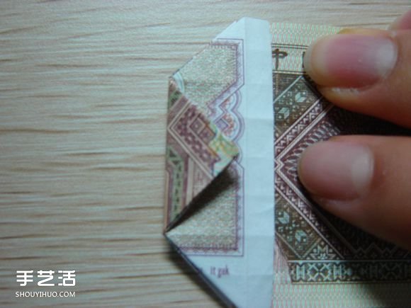 紙幣折紙照相機(jī)圖解 美金折相機(jī)的折法詳解 -  itrip.net.cn