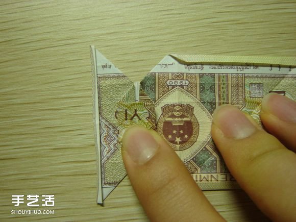 紙幣折紙照相機(jī)圖解 美金折相機(jī)的折法詳解 -  itrip.net.cn