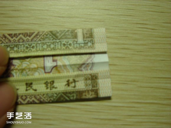 紙幣折紙照相機(jī)圖解 美金折相機(jī)的折法詳解 -  itrip.net.cn
