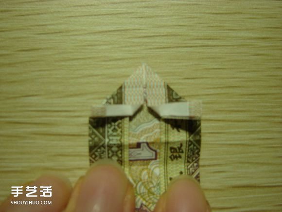 紙幣折紙照相機(jī)圖解 美金折相機(jī)的折法詳解 -  itrip.net.cn