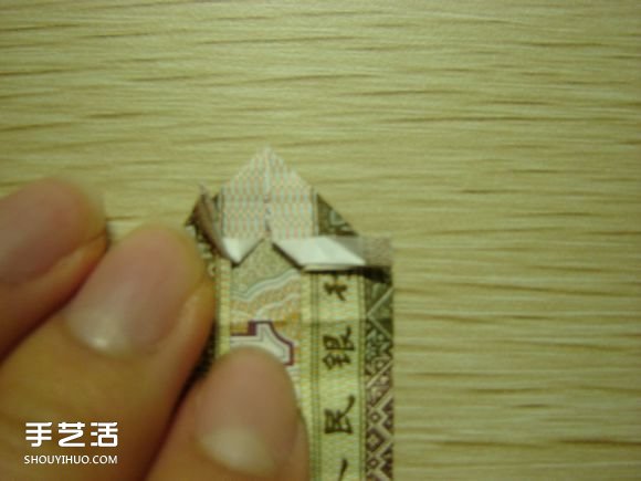 紙幣折紙照相機(jī)圖解 美金折相機(jī)的折法詳解 -  itrip.net.cn