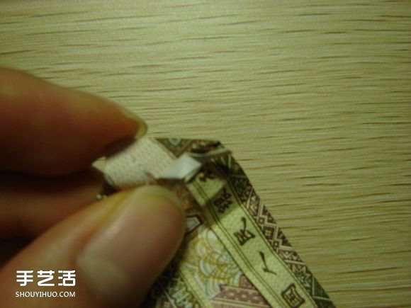 紙幣折紙照相機(jī)圖解 美金折相機(jī)的折法詳解 -  itrip.net.cn