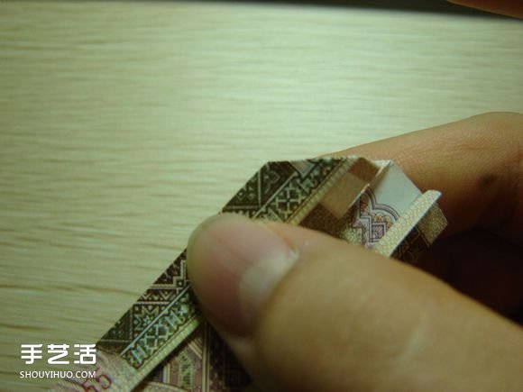 紙幣折紙照相機(jī)圖解 美金折相機(jī)的折法詳解 -  itrip.net.cn