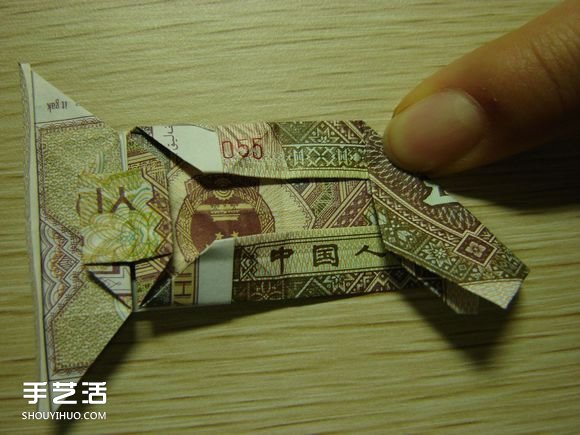 紙幣折紙照相機(jī)圖解 美金折相機(jī)的折法詳解 -  itrip.net.cn