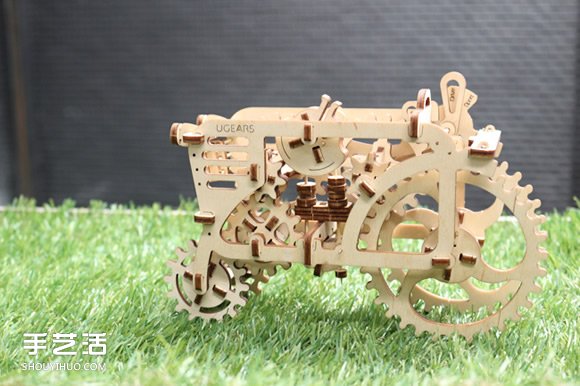 UGEARS自走拖拉機(jī)模型制作 利用橡皮筋產(chǎn)生動(dòng)力 -  itrip.net.cn
