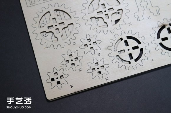 UGEARS自走拖拉機(jī)模型制作 利用橡皮筋產(chǎn)生動(dòng)力 -  itrip.net.cn