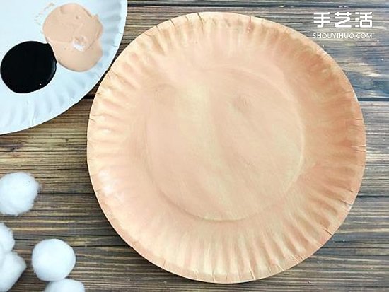 紙盤圣誕老人的做法 幼兒手工制作圣誕老人 -  itrip.net.cn