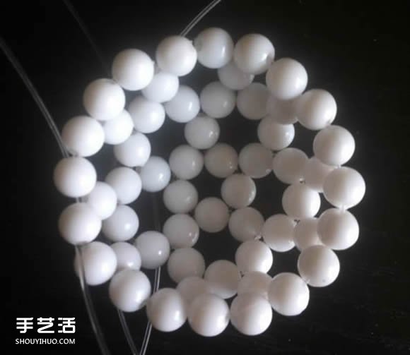 串珠手工藝品制作教程：孵化的小雞 -  itrip.net.cn
