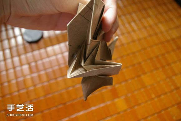 馬伯納犀牛折紙教程 馬伯納犀牛的折法圖解 -  itrip.net.cn
