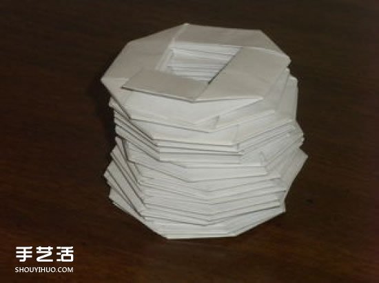 兒童折紙彈簧圖解教程 簡單彈簧的折法步驟 -  itrip.net.cn