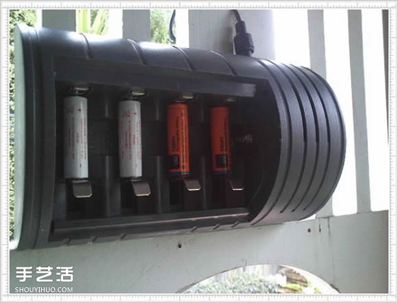 自制太陽(yáng)能充電器教程 太陽(yáng)能充電器DIY方法 -  itrip.net.cn