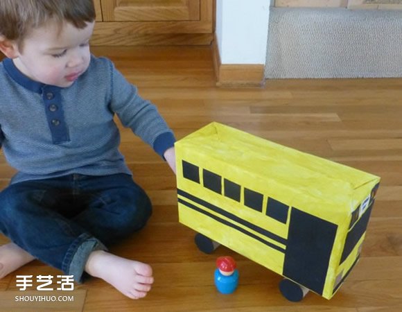 鞋盒做校車的方法教程 幼兒校車手工制作圖解 -  itrip.net.cn