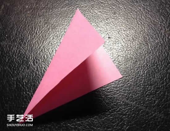 百合花怎么折圖解教程 折百合花的過程實(shí)拍 -  itrip.net.cn