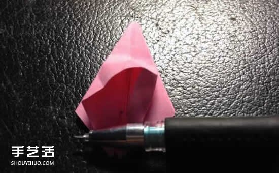 百合花怎么折圖解教程 折百合花的過程實(shí)拍 -  itrip.net.cn