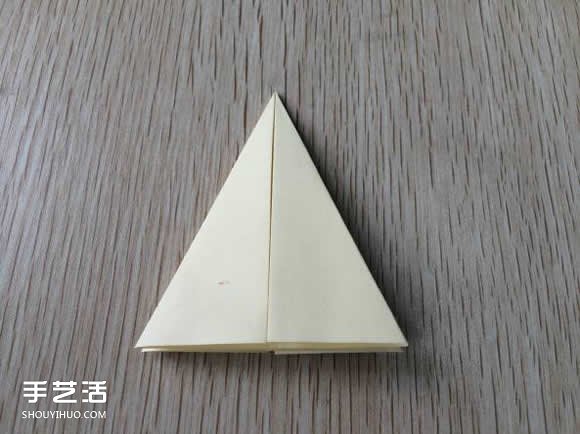 八瓣花的折法圖解教程 折紙八瓣花的過程步驟 -  itrip.net.cn
