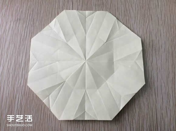 八瓣花的折法圖解教程 折紙八瓣花的過程步驟 -  itrip.net.cn