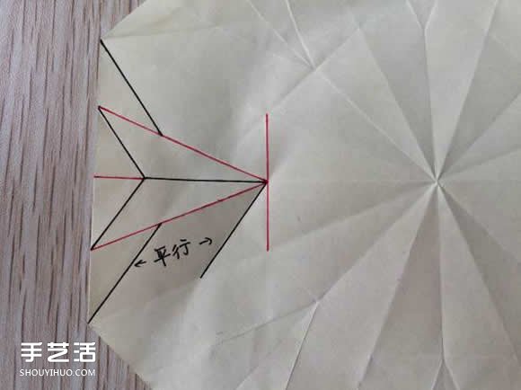 八瓣花的折法圖解教程 折紙八瓣花的過程步驟 -  itrip.net.cn