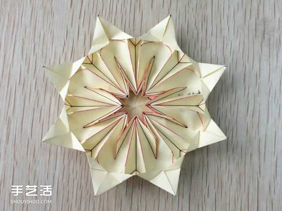 八瓣花的折法圖解教程 折紙八瓣花的過程步驟 -  itrip.net.cn