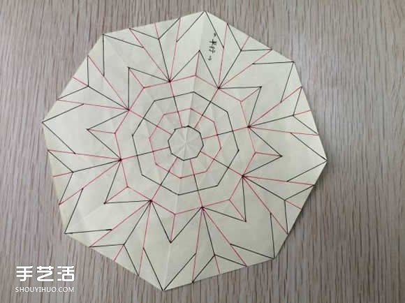 八瓣花的折法圖解教程 折紙八瓣花的過程步驟 -  itrip.net.cn