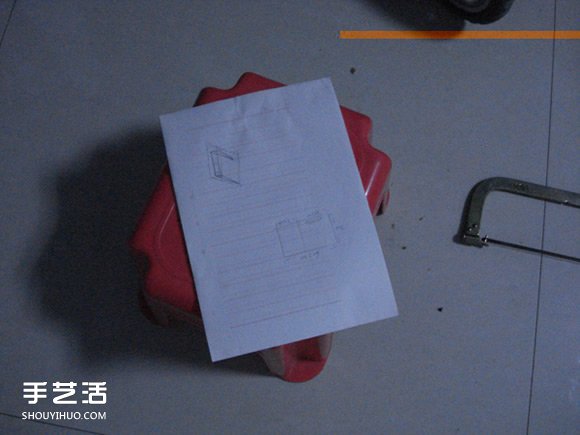 自制床上電腦桌的方法 DIY可折疊床上電腦桌 -  itrip.net.cn
