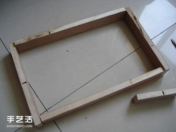 自制床上電腦桌的方法 DIY可折疊床上電腦桌 -  itrip.net.cn