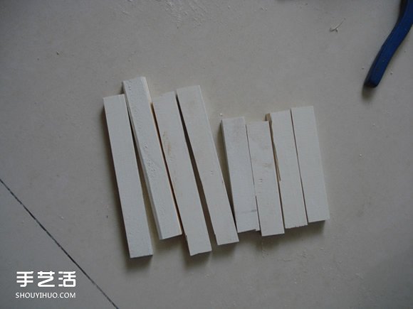 自制床上電腦桌的方法 DIY可折疊床上電腦桌 -  itrip.net.cn