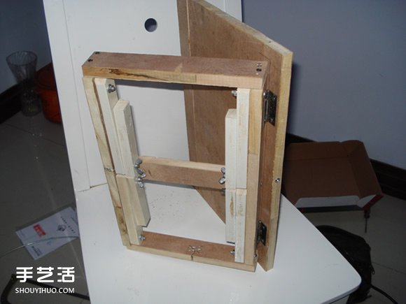 自制床上電腦桌的方法 DIY可折疊床上電腦桌 -  itrip.net.cn