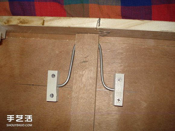 自制床上電腦桌的方法 DIY可折疊床上電腦桌 -  itrip.net.cn