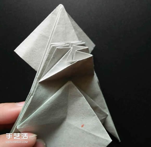 超復(fù)雜折紙鯊魚(yú)圖解 立體鯊魚(yú)的折法詳細(xì)步驟 -  itrip.net.cn