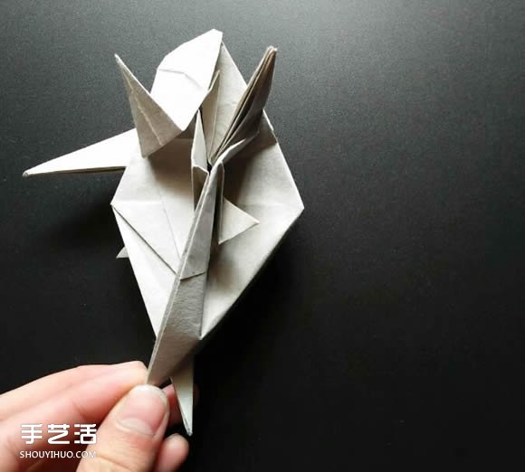 超復(fù)雜折紙鯊魚(yú)圖解 立體鯊魚(yú)的折法詳細(xì)步驟 -  itrip.net.cn