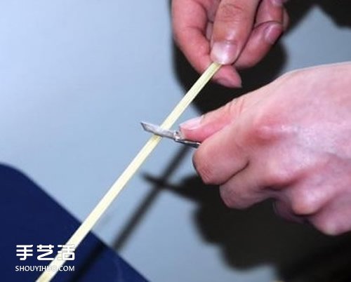 簡(jiǎn)易風(fēng)箏的制作材料與制作方法圖解教程 -  itrip.net.cn